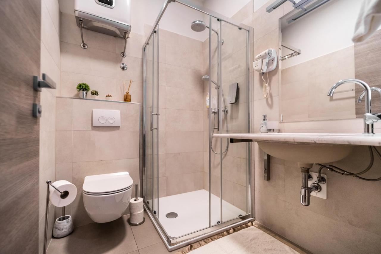 Tifani Luxury Rooms 2 スプリト エクステリア 写真