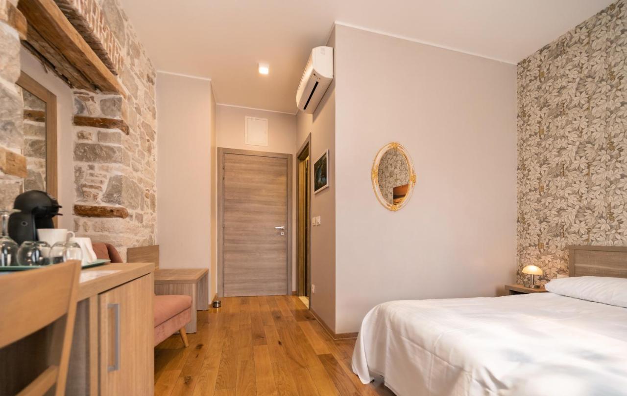 Tifani Luxury Rooms 2 スプリト エクステリア 写真