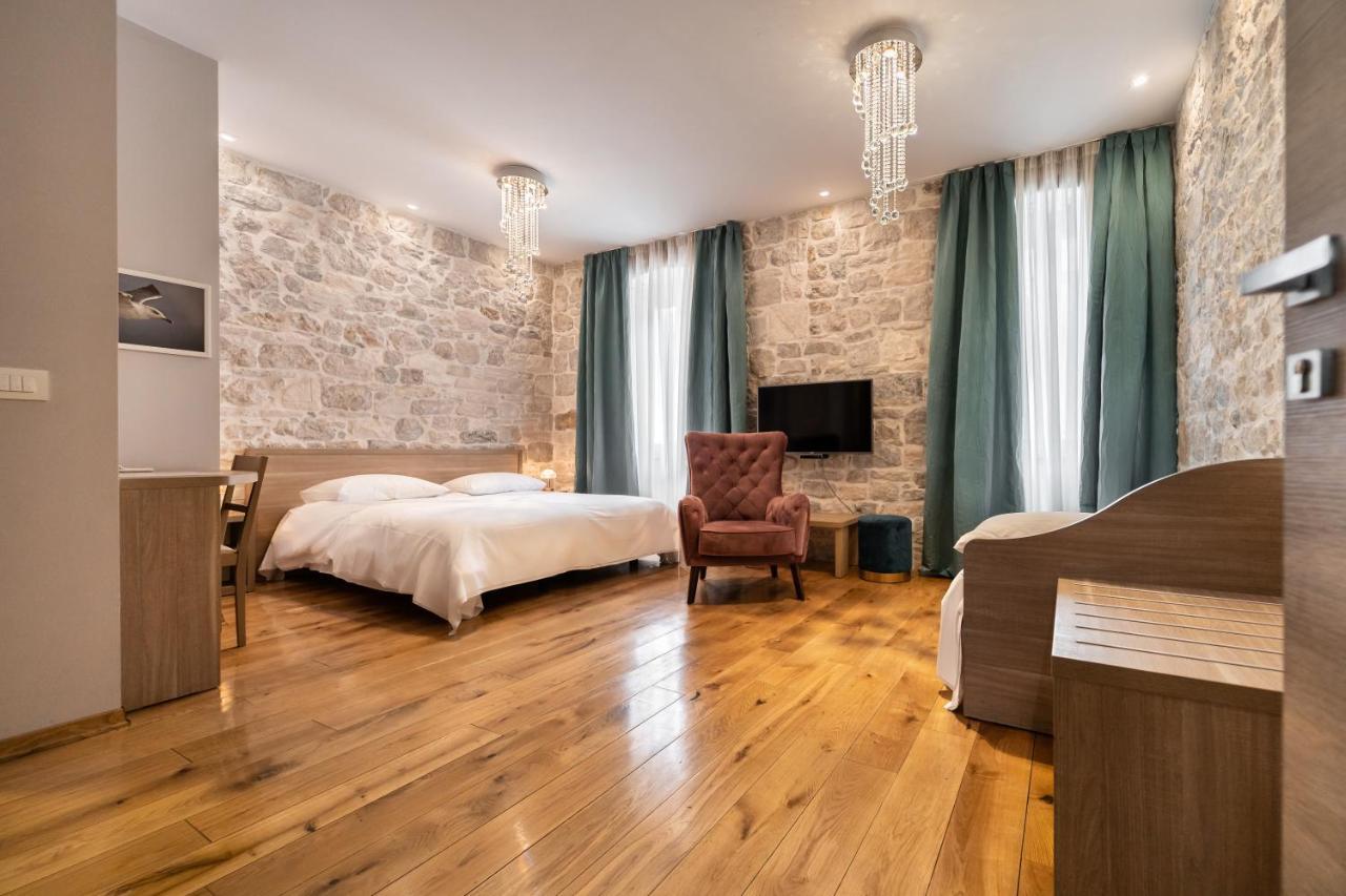 Tifani Luxury Rooms 2 スプリト エクステリア 写真