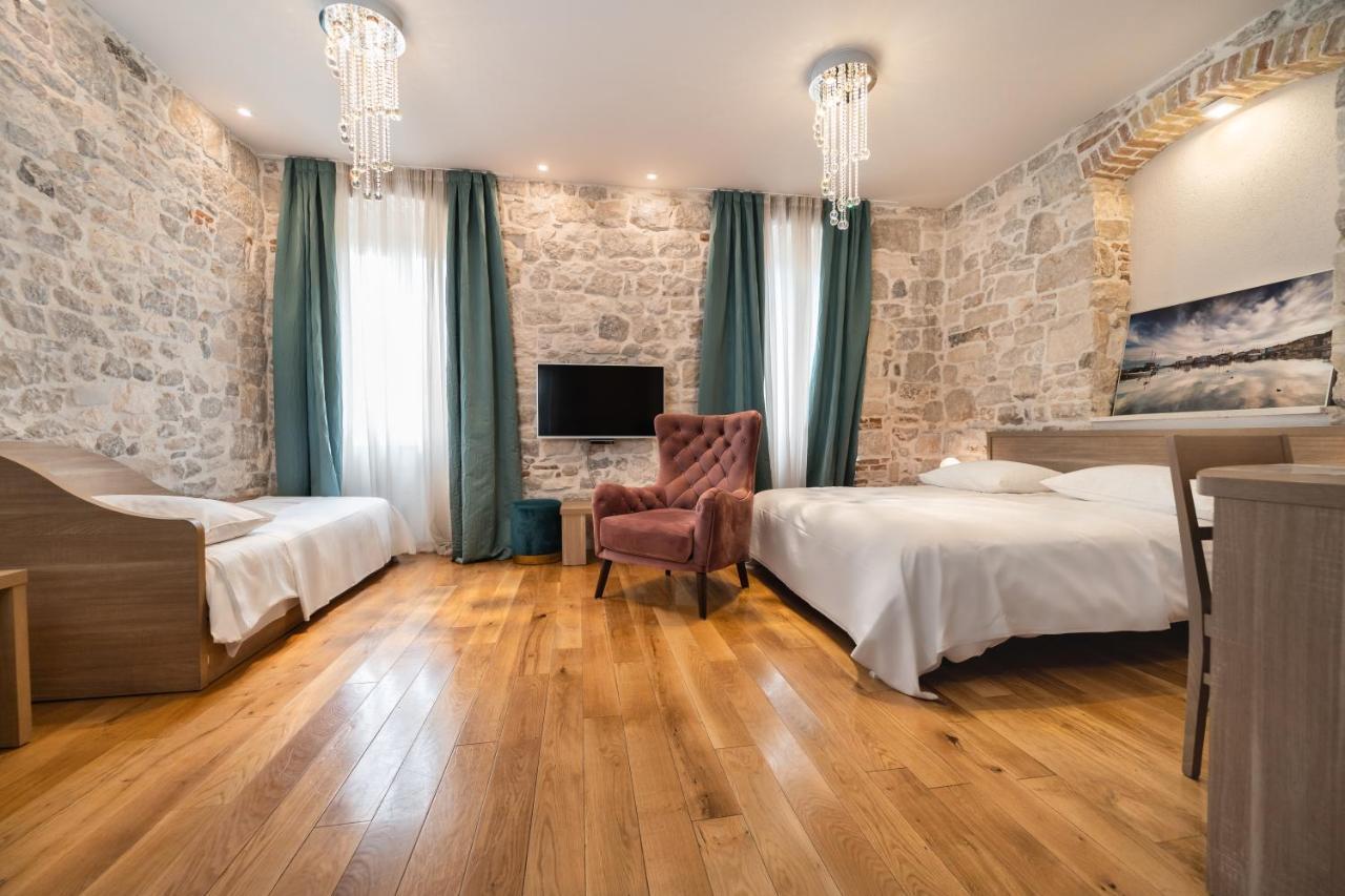 Tifani Luxury Rooms 2 スプリト エクステリア 写真