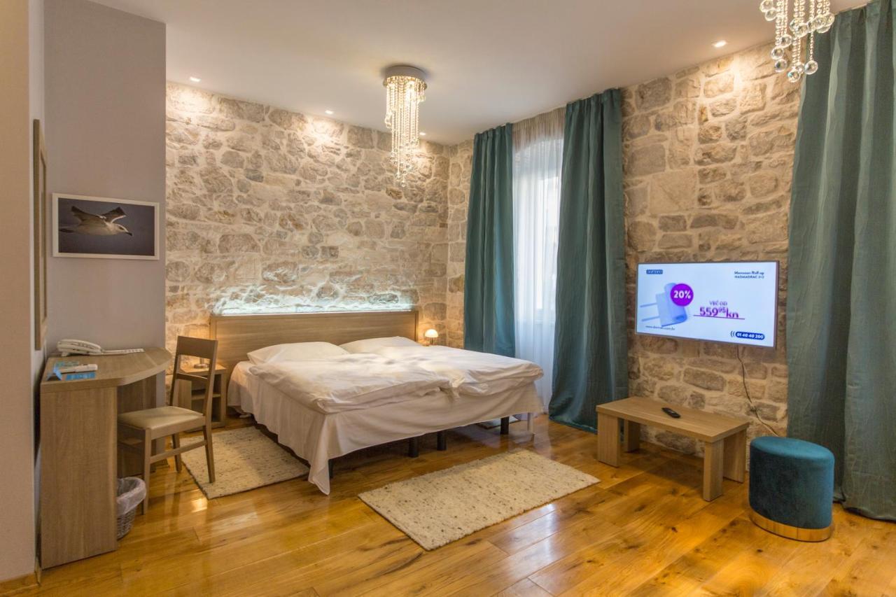 Tifani Luxury Rooms 2 スプリト エクステリア 写真